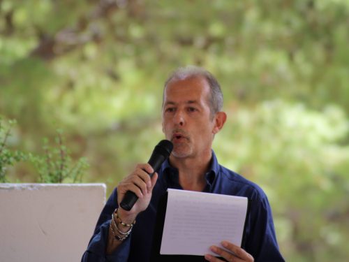 C’è bisogno di “buona” poesia: Intervista a Giuseppe Vultaggio (video)