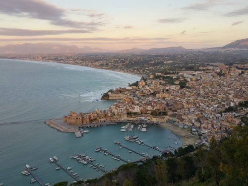 A Castellammare del Golfo un convegno su Identità Siciliana e Comunitaria